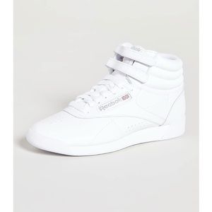 Reebok high tops women’s classic white size 7.5, run small.